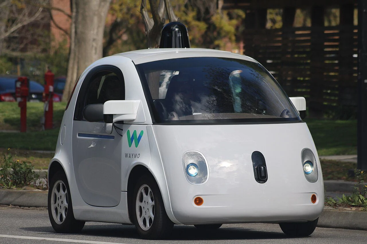 Cum funcționează mașinile autonome la nivel tehnologic